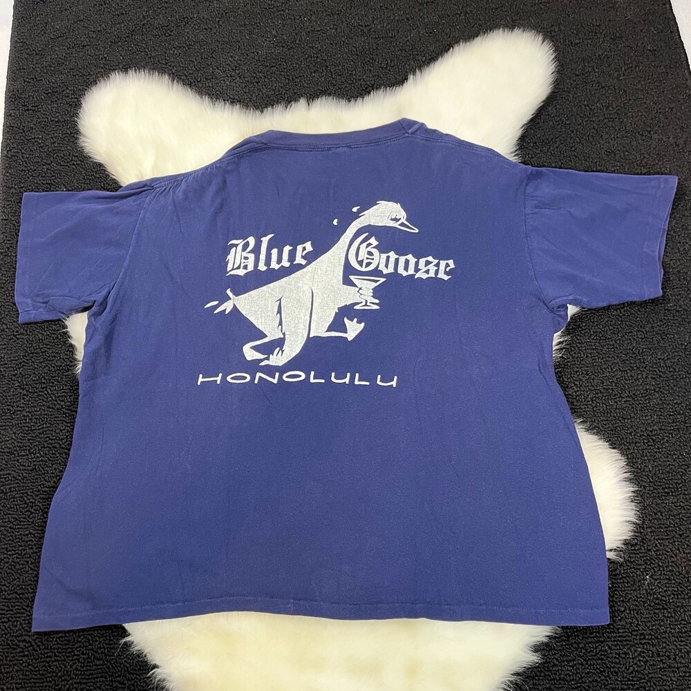 Vintage Blue Goose Shirt Mens Large Purple Honolulu Bar Graphic 70s Made USA